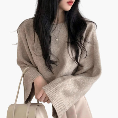 Damcroppad stickad tröja med vida ärmar – Modernt fritidsoutfit