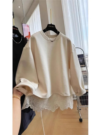 Sudadera de mujer con encaje superpuesto y espalda abierta - negra o crema