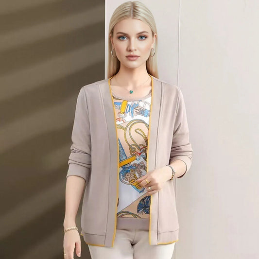 Dames set met gebreid vest en bedrukte top