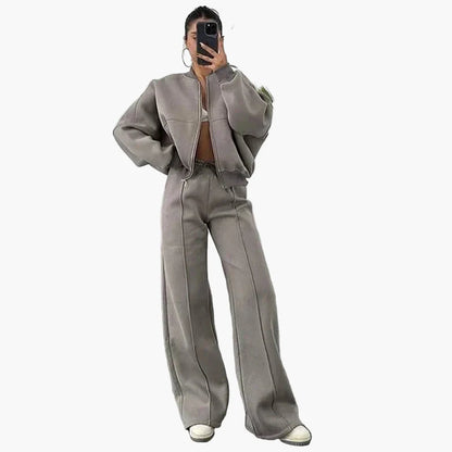 Tuta oversize da donna due pezzi con pantaloni larghi e giacca – Outfit streetwear moderno