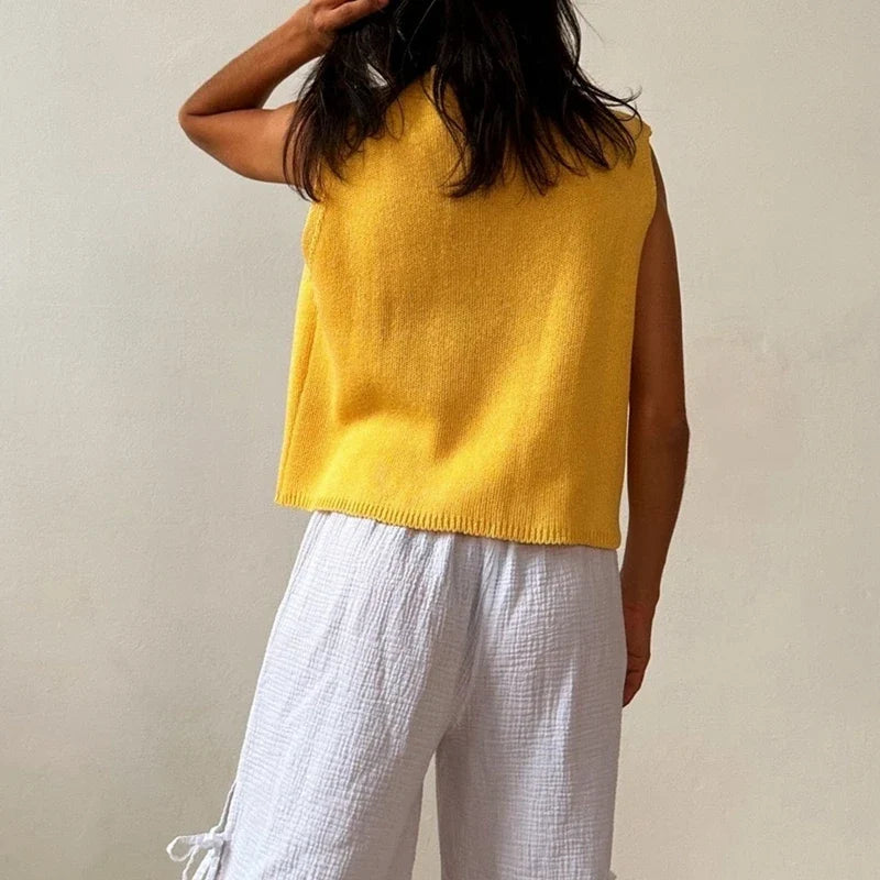 Gilet da donna in maglia con scollo a V e abbottonatura