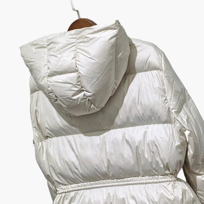 Chaqueta de invierno acolchada para mujer con capucha – Chaqueta cálida y moderna para actividades al aire libre y día a día