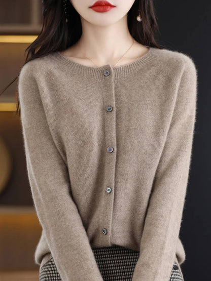 Damen Strickjacke mit Rundhalsausschnitt, Knopfleiste und langen Ärmeln, meliert grau