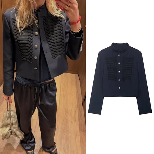 Kort damejakke med ståkrage og dekorative bånd, mørkeblå