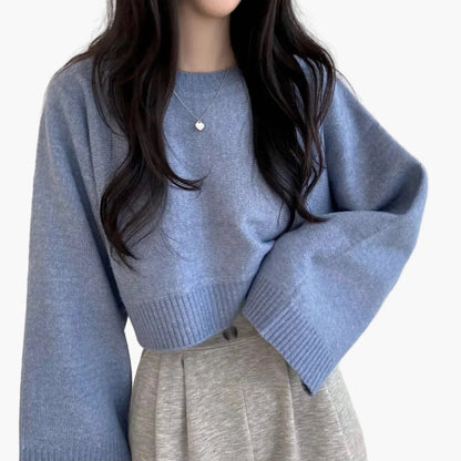 Damcroppad stickad tröja med vida ärmar – Modernt fritidsoutfit