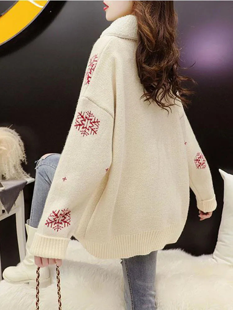 Pullover natalizio da donna con renna e fiocchi di neve, colletto con orsacchiotto, oversize, in maglia