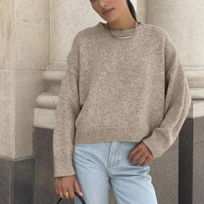 Damestrikpullover med rund hals, lange ærmer, oversize