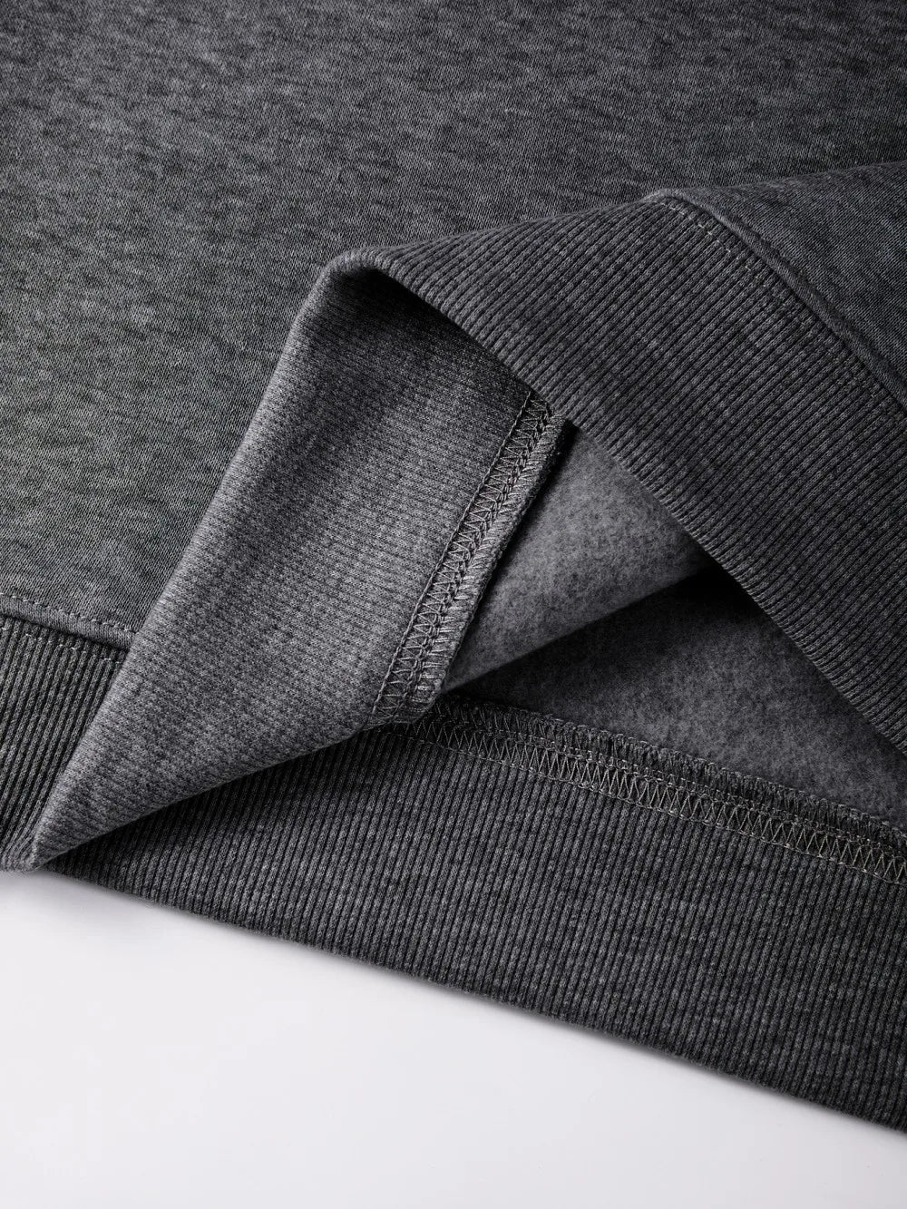 Felpa unisex a maniche lunghe con scollo rotondo e stampa