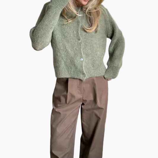 Damstickad cardigan i avslappnad stil – Perfekt för vardag och fritid