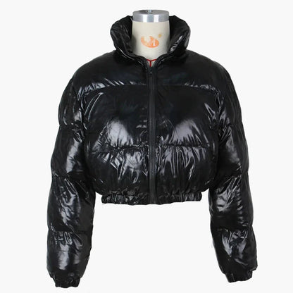 Chaqueta puffer corta para mujer estilo streetstyle moda de invierno – Look brillante para el día a día y eventos