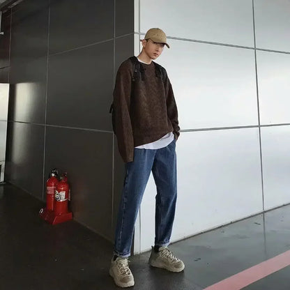 Unisex oversized strikkegenser med rund hals i ribbestrikk