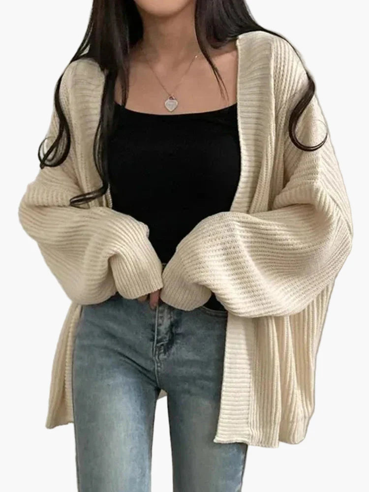 Dame oversized strikke-cardigan for avslappede antrekk og koselige anledninger