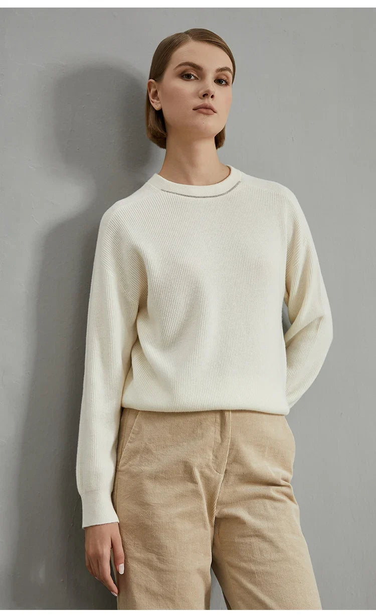 Pull pour femme à col rond, texture côtelée et couture décorative