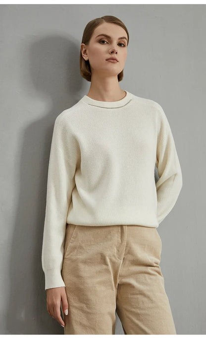 Pull pour femme à col rond, texture côtelée et couture décorative