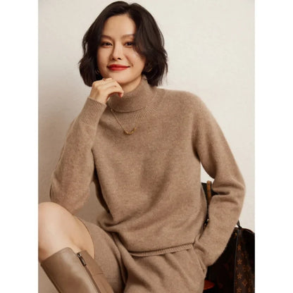Maglione dolcevita da donna con maniche lunghe in materiale morbido