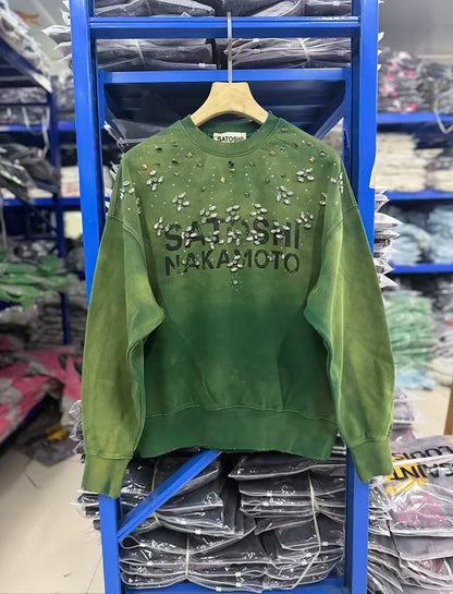 Sweatshirt med farveforløb og pyntesten - rund hals og lange ærmer