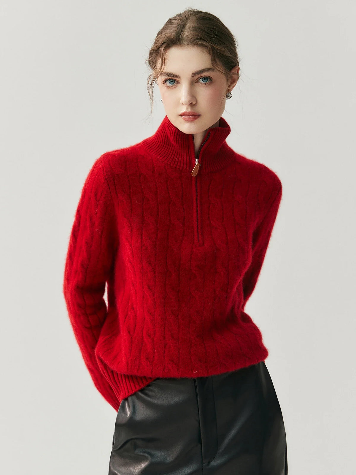 Damen Strickpullover mit Zopfmuster, Stehkragen und Reißverschluss