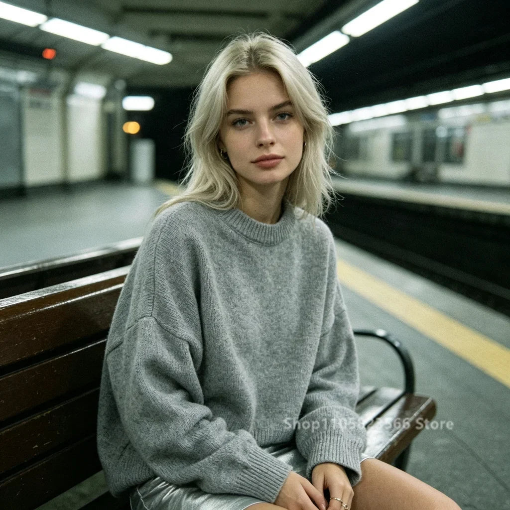 Damestrikpullover med rund hals, lange ærmer, oversize