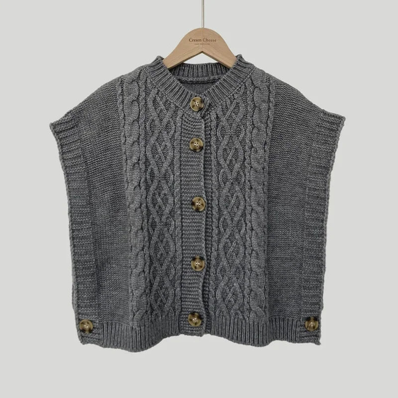 Strikket vest dame med flettemønster og knapper – ermeløs cardigan i flere farger