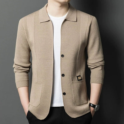 Herren Strickjacke Beige mit Reverskragen Knöpfen & Taschen