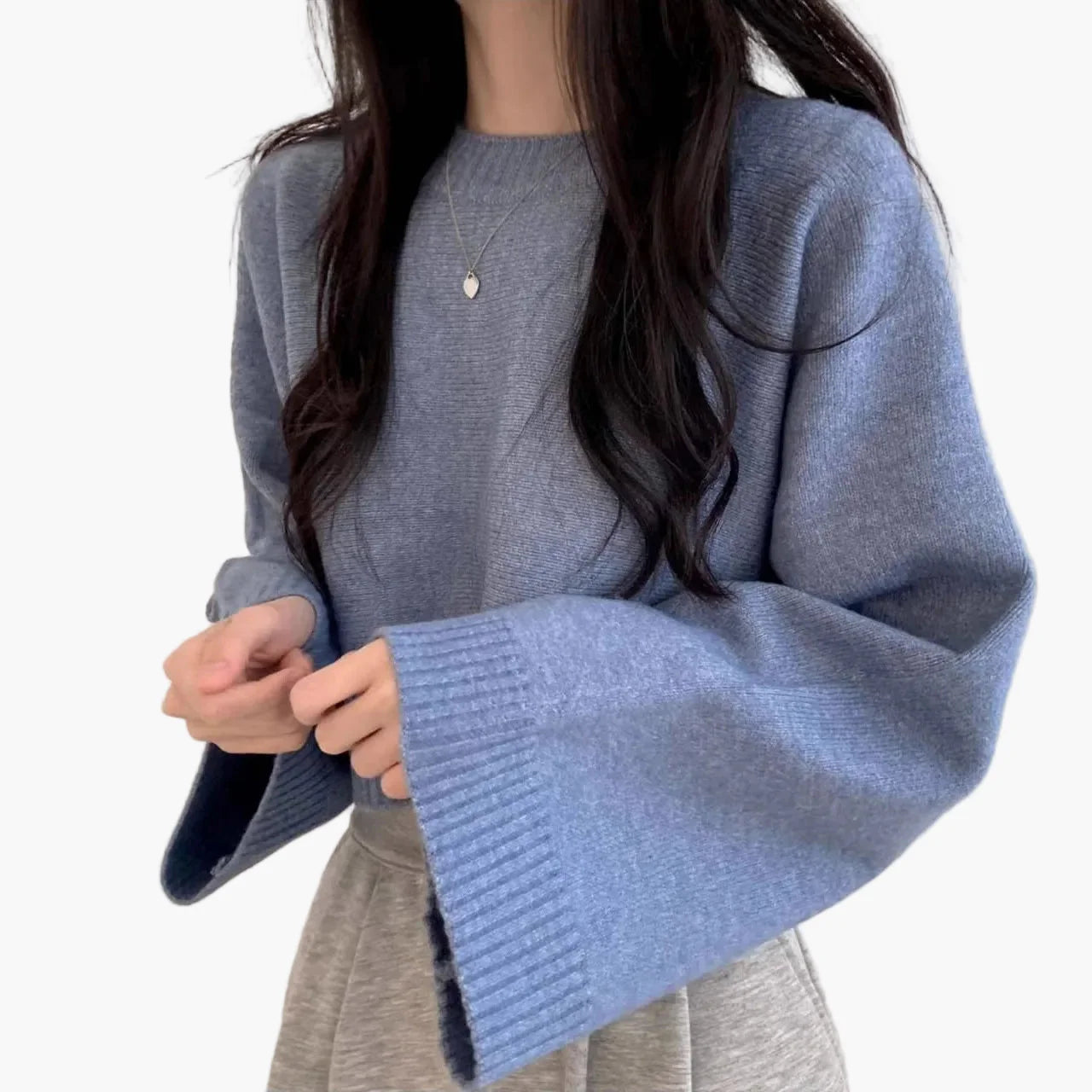Damcroppad stickad tröja med vida ärmar – Modernt fritidsoutfit
