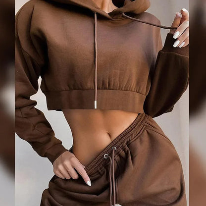 Tuta due pezzi da donna con cappuccio – Look sportivo casual per quotidiano e allenamento