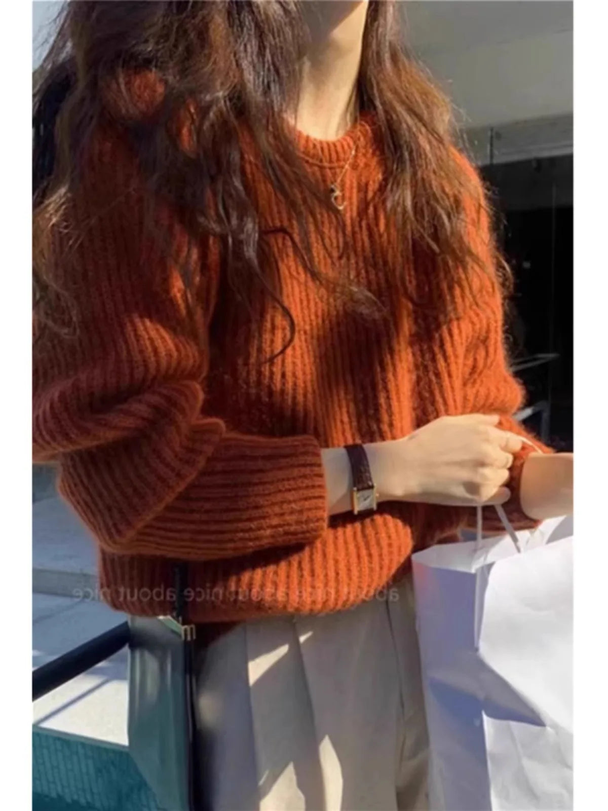 Pullover da donna lavorato a maglia grossa, girocollo, color ruggine