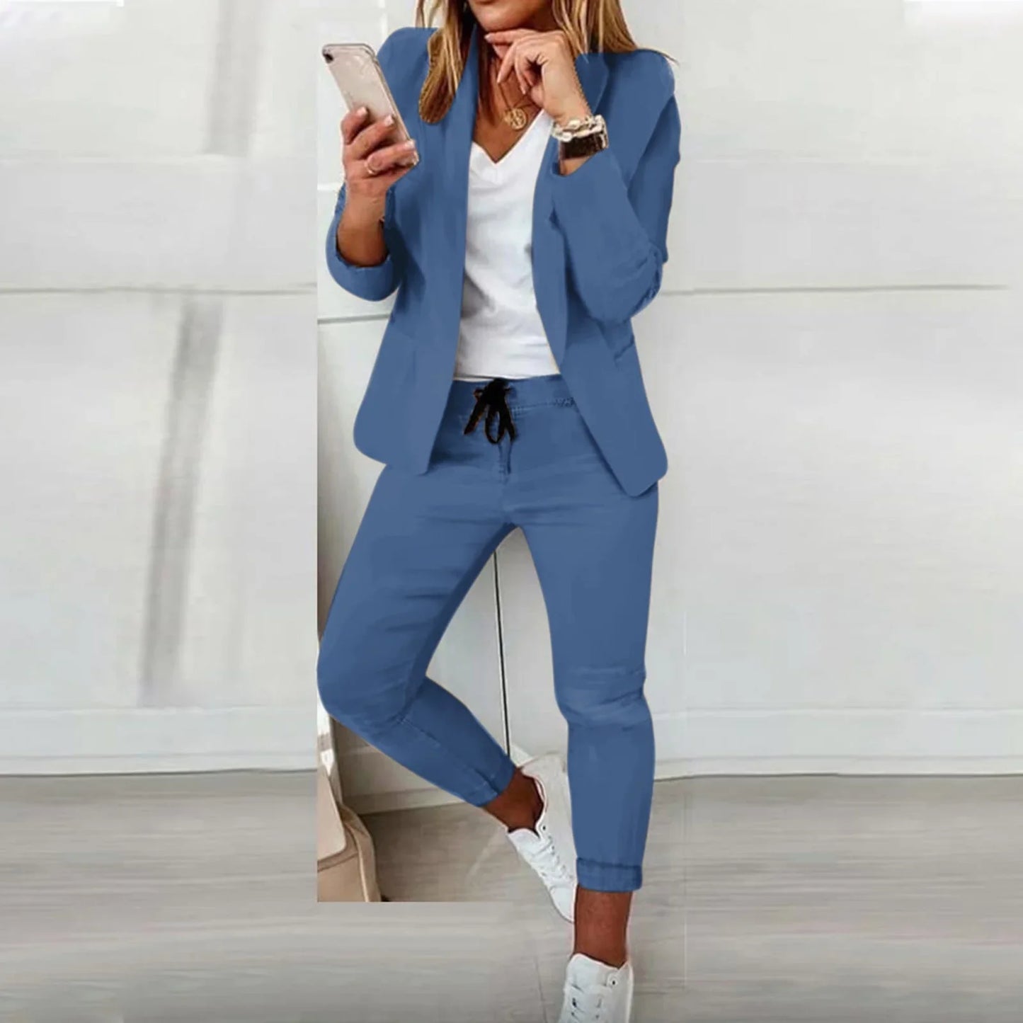 Anna – To-delt Damekontoroutfit