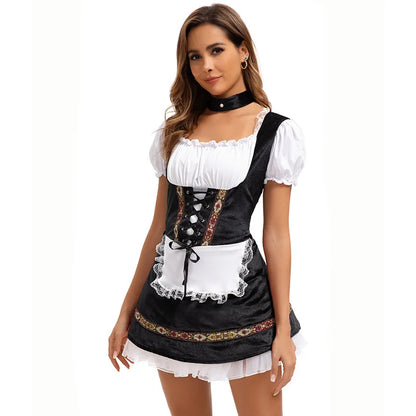 Damekostyme med dirndl, forkle og choker