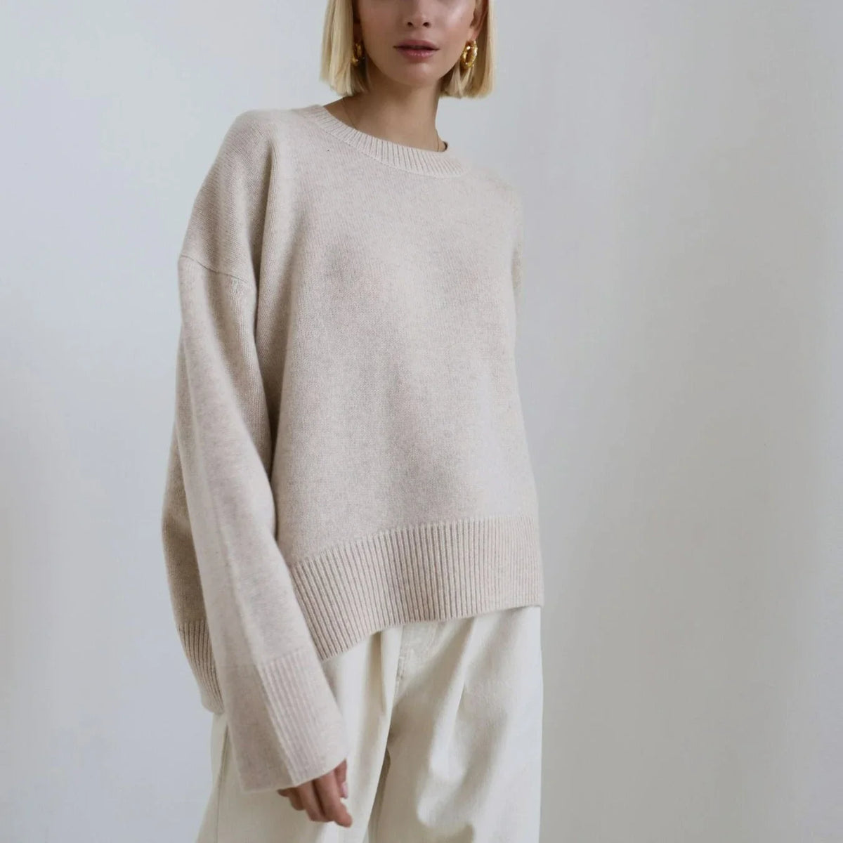 Pullover da donna in maglia oversize a maniche lunghe con scollo rotondo