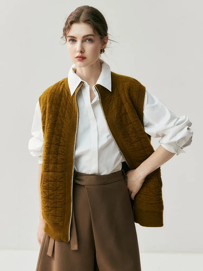 Gilet matelassé en maille pour femme avec fermeture éclair, col montant, crème