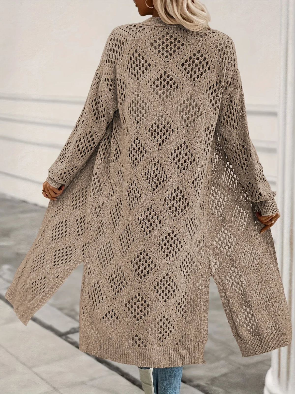 Cardigan lungo in maglia da donna con motivo traforato, beige
