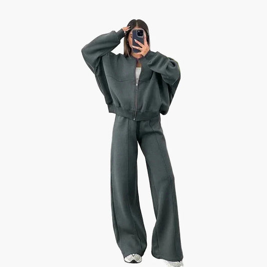 Tuta oversize da donna due pezzi con pantaloni larghi e giacca – Outfit streetwear moderno