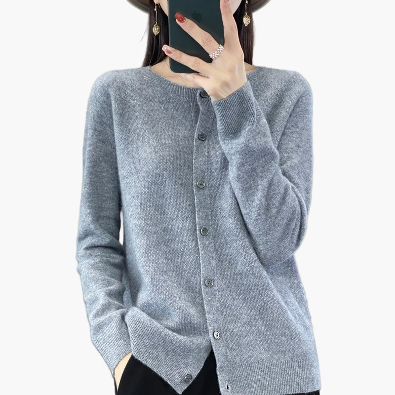 Damski kardigan klasyczny elegancki – sweter na co dzień i do biura