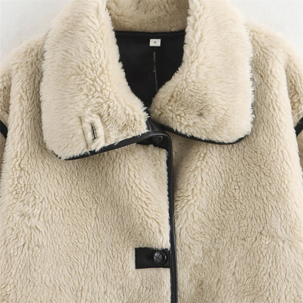 Dame Trendy Kort Jakke i Oversized-look til efterår og vinter – Moderigtig fritidsjakke med bred krave