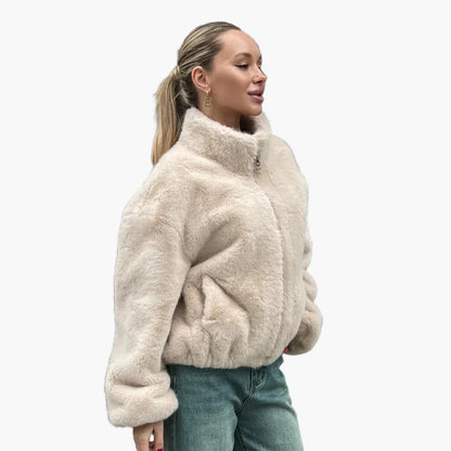 Damen Kurzjacke im Trend-Look – Modernes Fashion-Statement für Herbst und Winter
