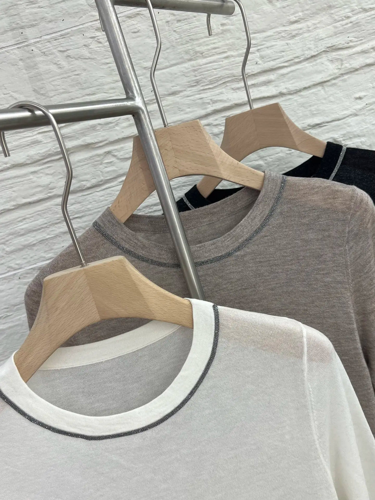 T-shirt en maille fine à manches longues pour femme, col rond