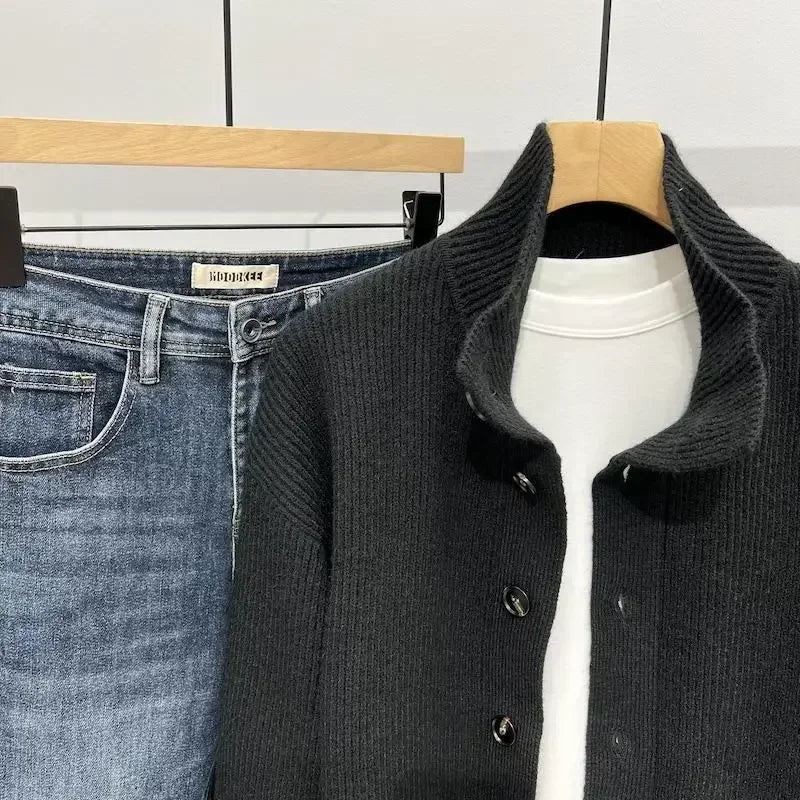 Herre strikke-cardigan i casual stil – Moteriktig fritidsstil med knappelukking