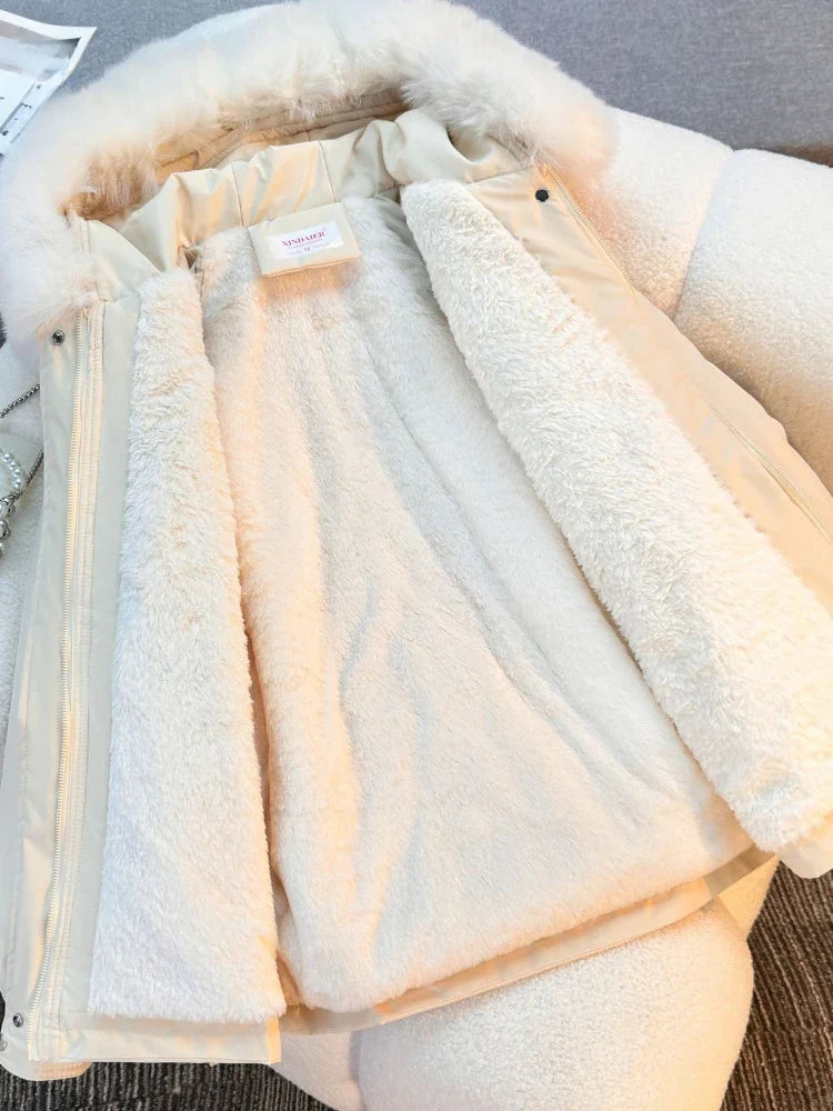 Giacca invernale da donna con cappuccio e collo in ecopelliccia – Parka alla moda per tutti i giorni e attività all'aperto