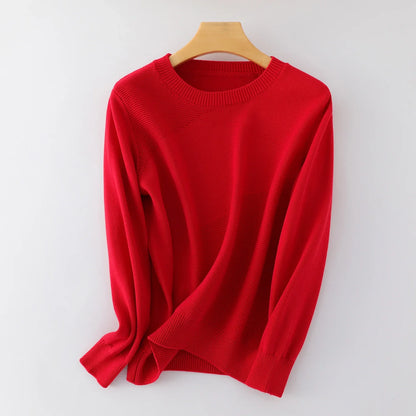 Damegenser med rund hals, lange ermer, finstrikk og basic-design