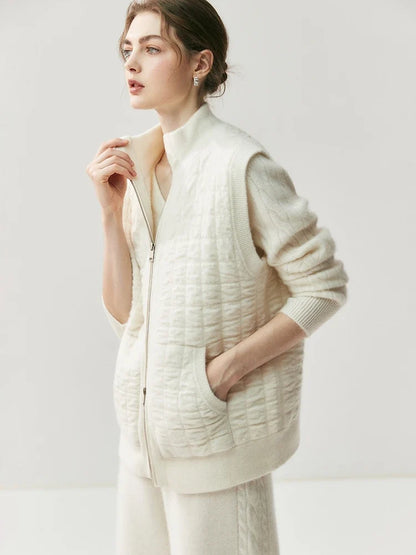 Gilet matelassé en maille pour femme avec fermeture éclair, col montant, crème
