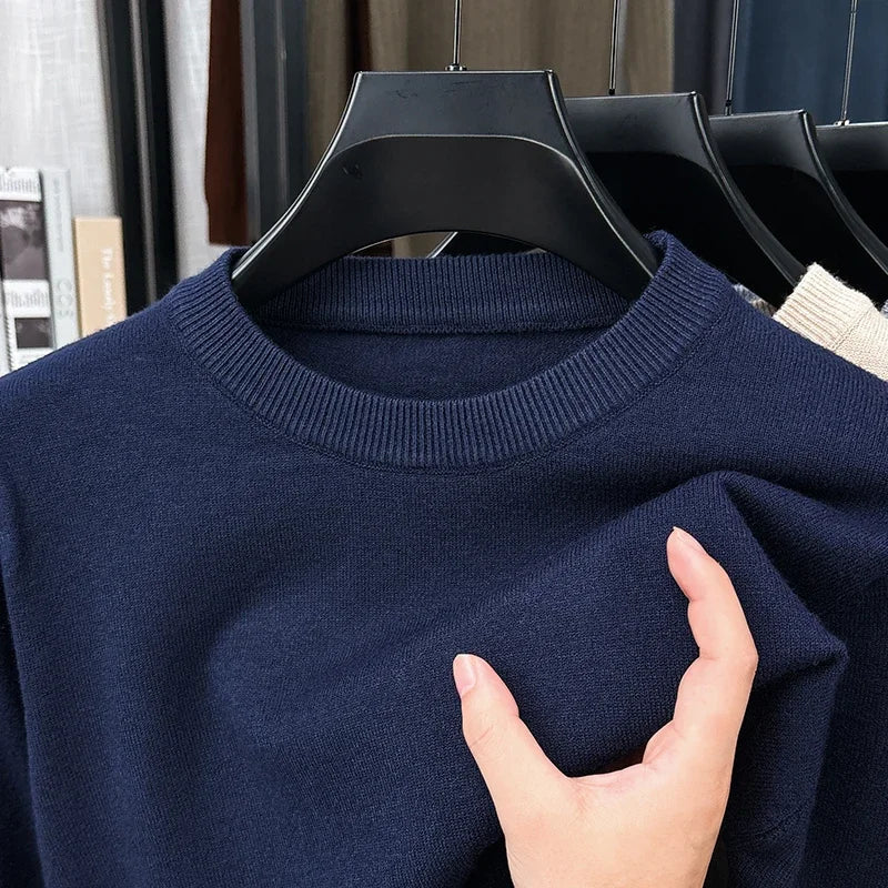 Uniseksowy sweter z dzianiny z długim rękawem i okrągłym dekoltem, beżowy