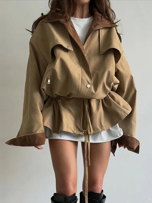 Damen Jacke mit Kordelzug und Kragen im Utility-Stil