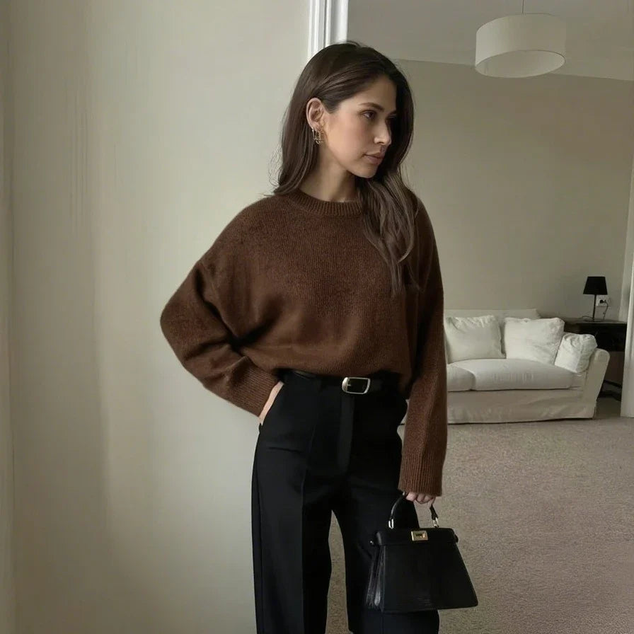 Damestrikpullover med rund hals, lange ærmer, oversize