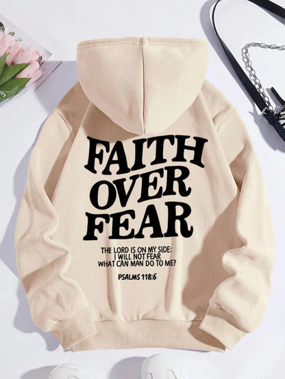 Hættetrøje med teksten "Faith Over Fear" til damer