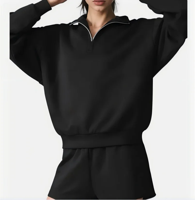 Damen Loungewear Set Hellgrau mit Reißverschluss-Sweatshirt und Shorts