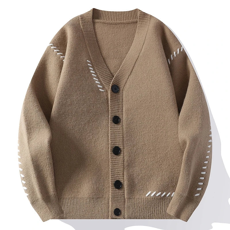 Unisex-strikcardigan med V-hals, knaplukning og dekorativt broderi