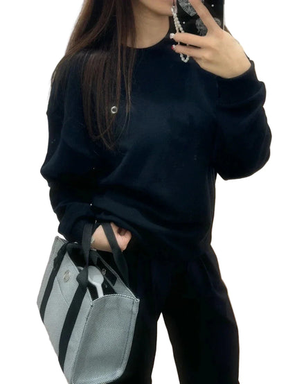 Damska oversize bluza na co dzień i do sportu – swobodny look, idealny na co dzień i trening