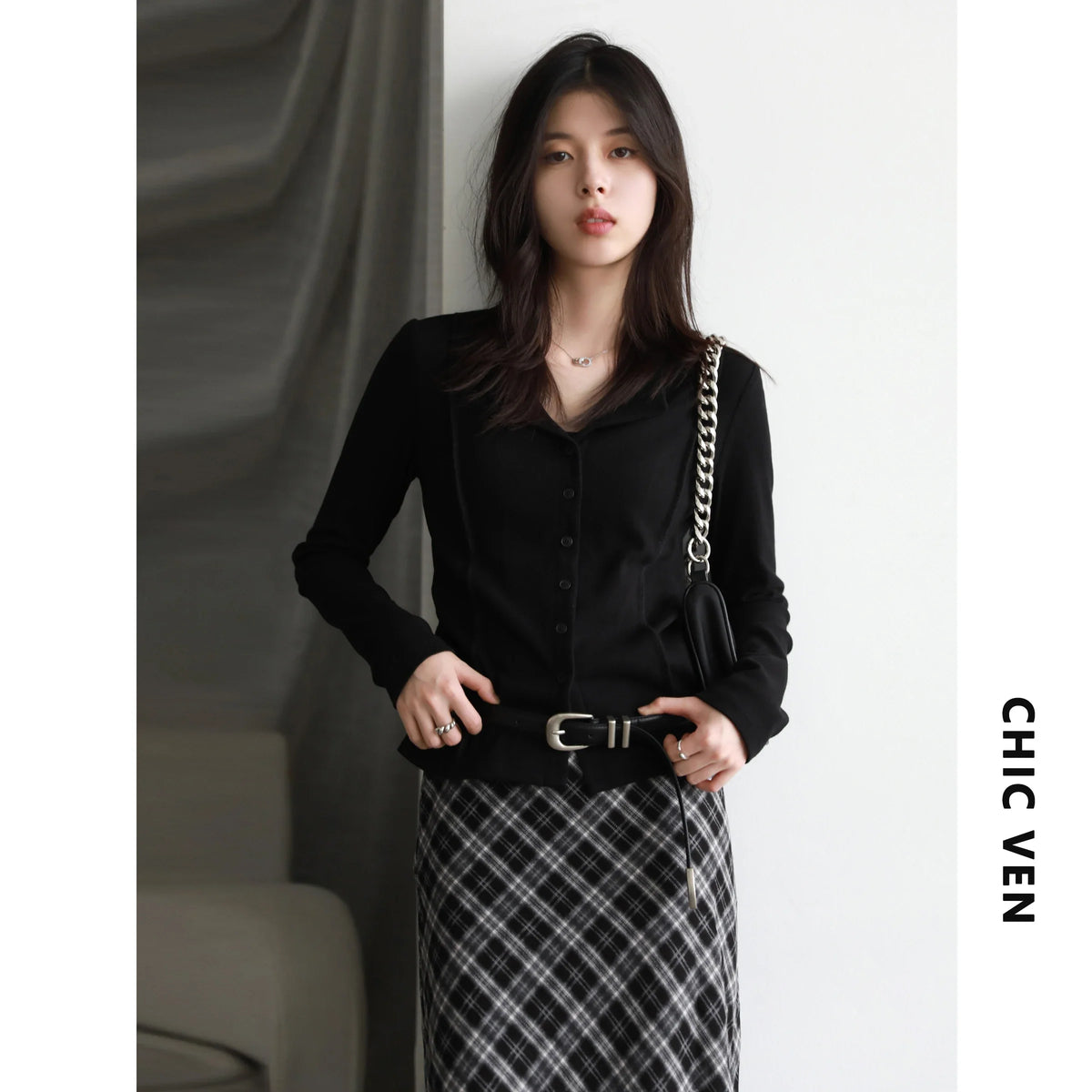Cardigan en maille pour femme à manches longues, avec col et patte de boutonnage