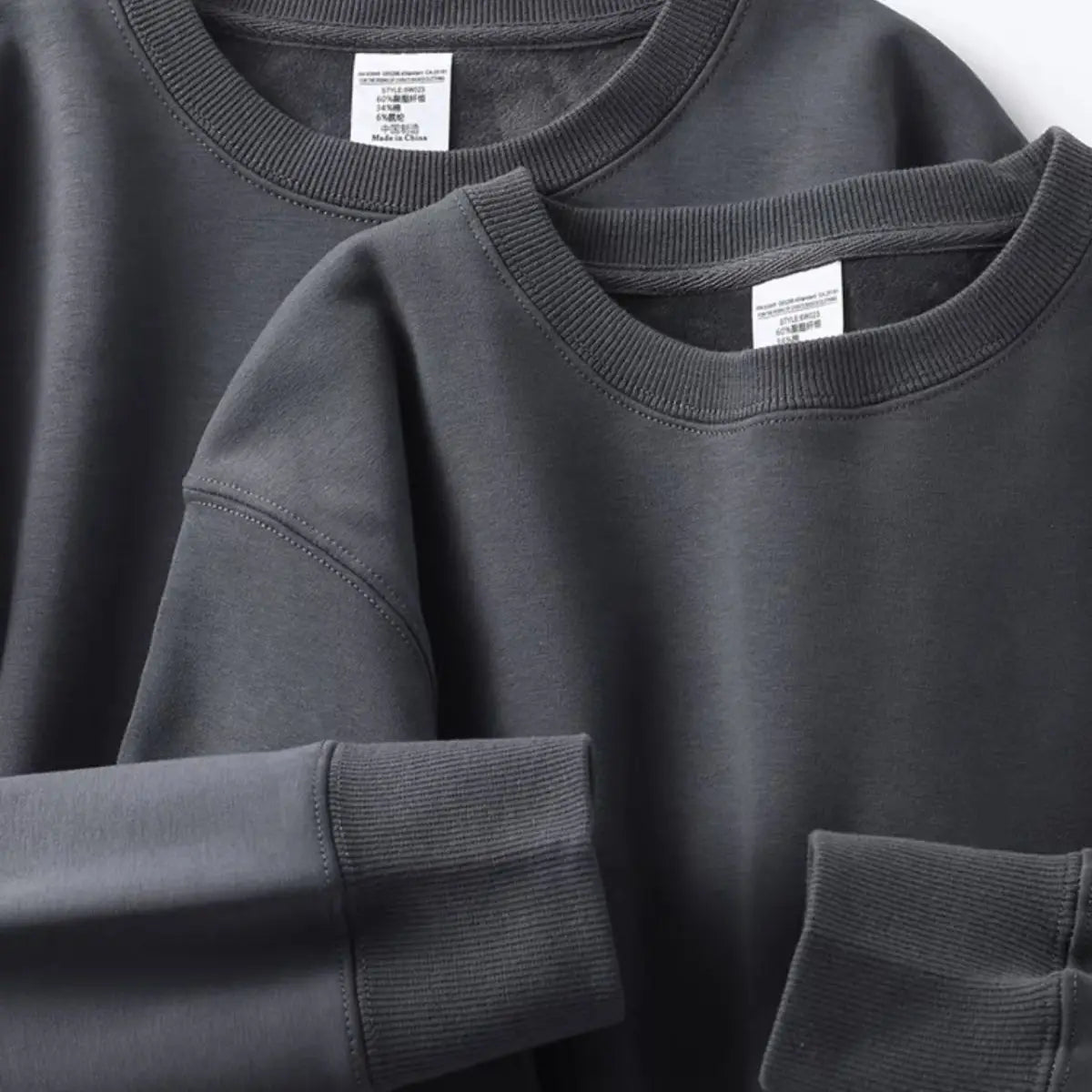 Unisex Rundhals-Sweatshirt mit Rippbündchen und weichem Innenfutter